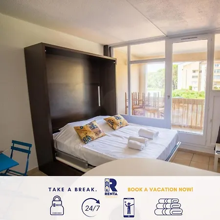 Apartment L'auriasquebalconparking Priveclimpiscine Frejus